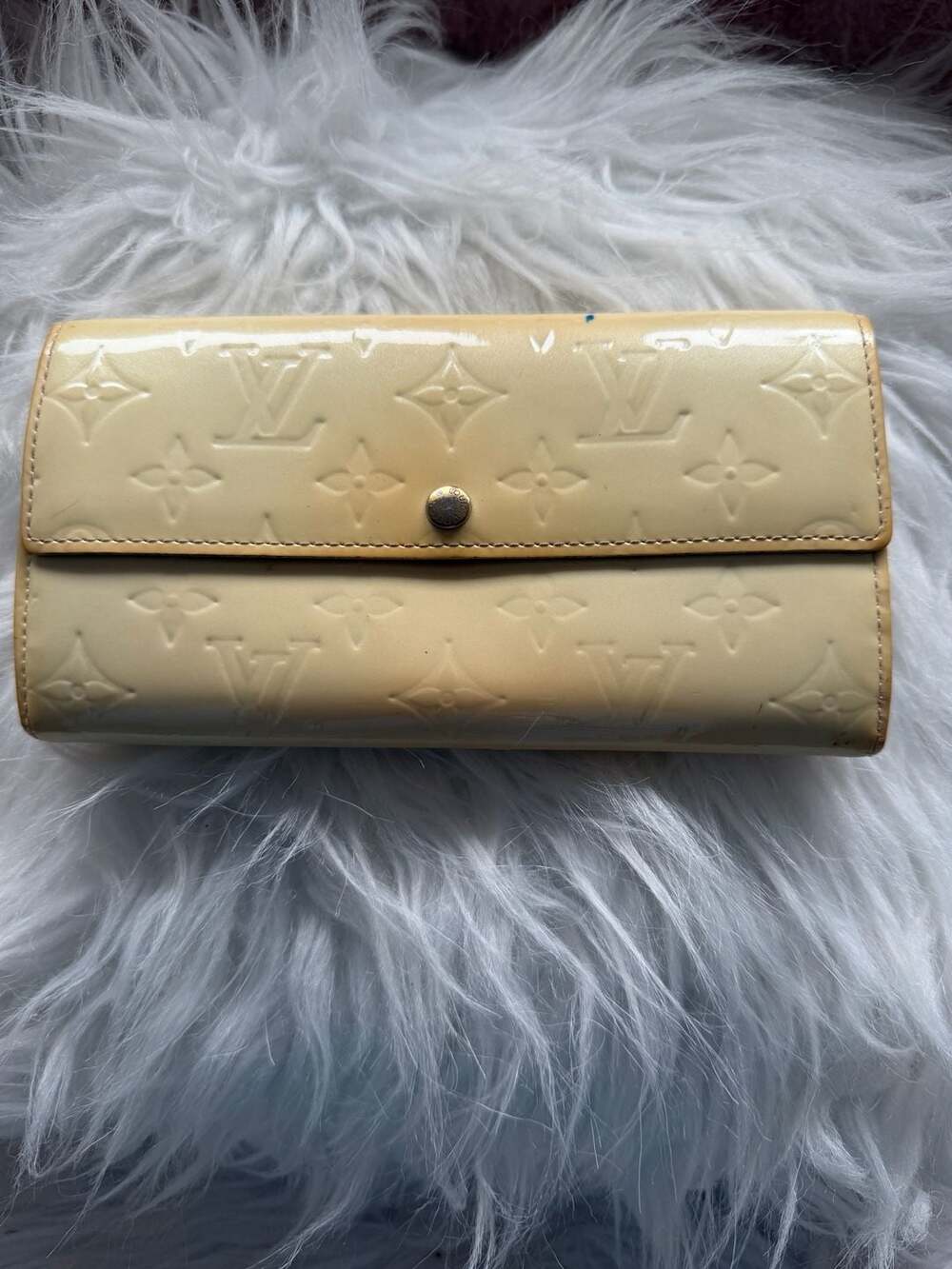 Louis Vuitton Vernis Sarah Wallet